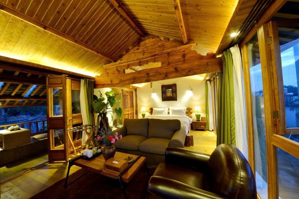 Deluxe Room | Premium bedding, WiFi (free)