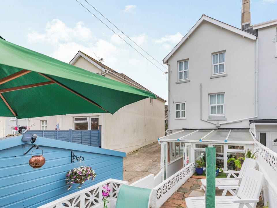 Sitting-out-area | The Garden Flat, Torquay
