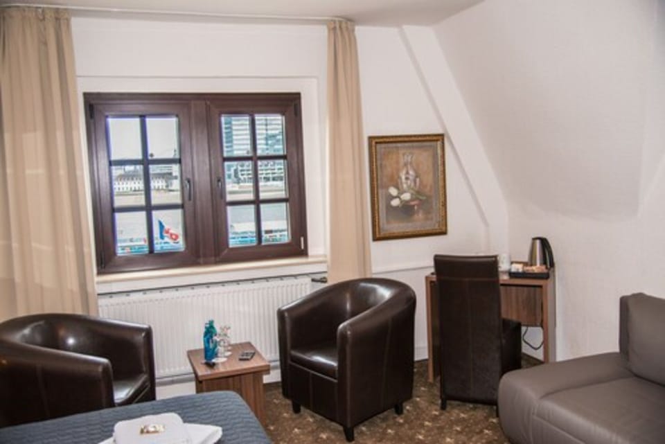 Family Room, 2 Bedrooms, River View | In-room safe, desk, blackout drapes, soundproofing