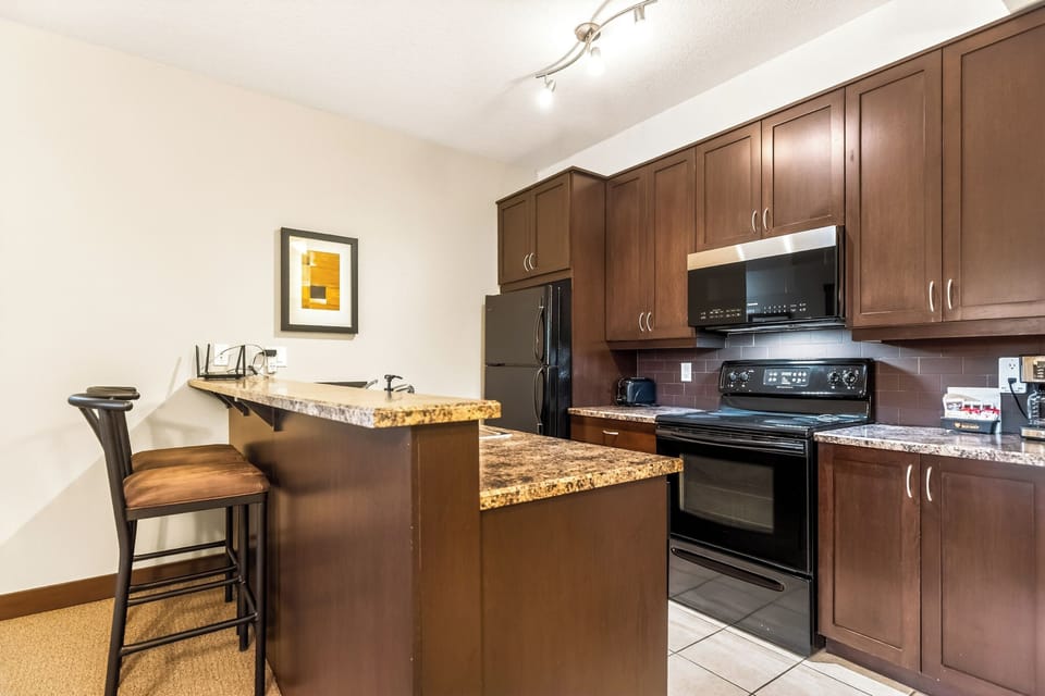Well Stocked Kitchen | 1 Bedroom Side