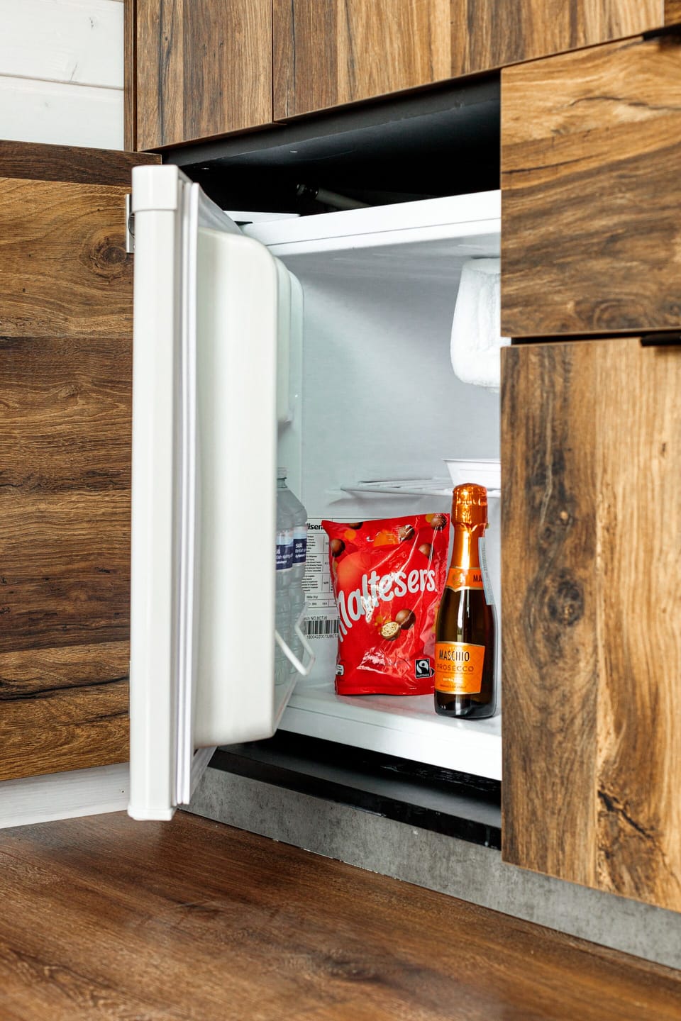 Cabin, Ensuite (The Brook) | Private kitchen