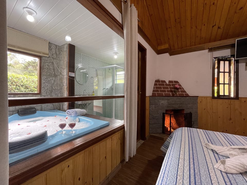 Romantic Double Room | Minibar, blackout drapes, free WiFi, bed sheets