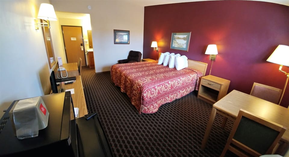 Standard Room, 1 King Bed, Non Smoking | View from room