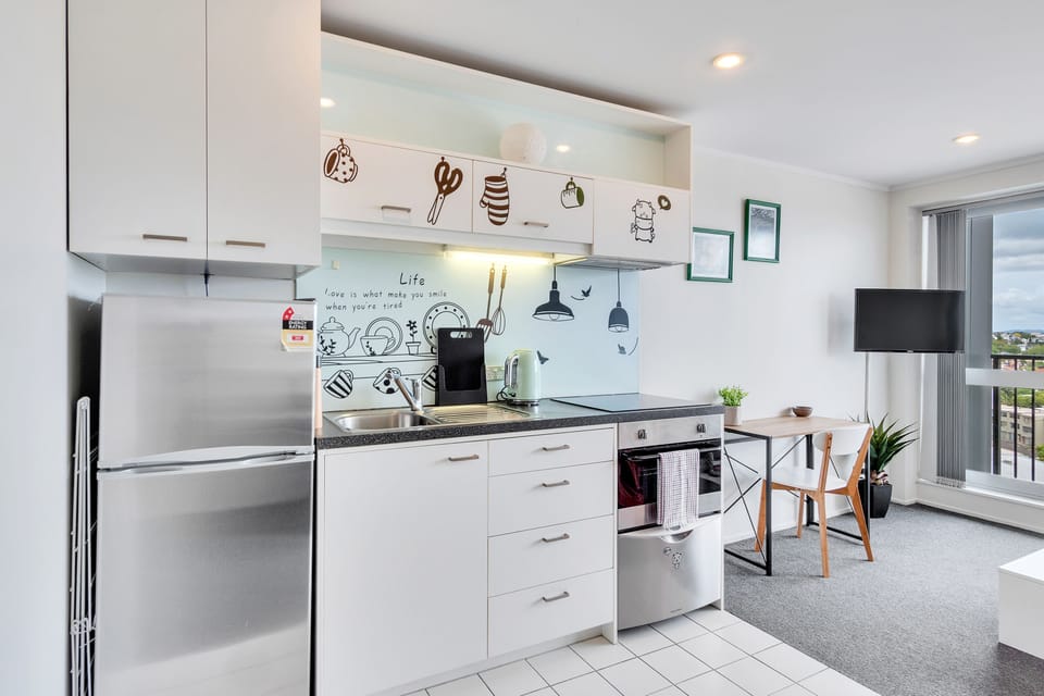 Apartment | Private kitchen | Full-size fridge, microwave, oven, stovetop