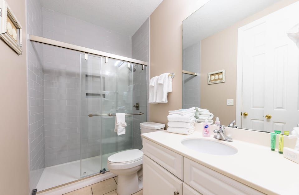 2nd bathroom