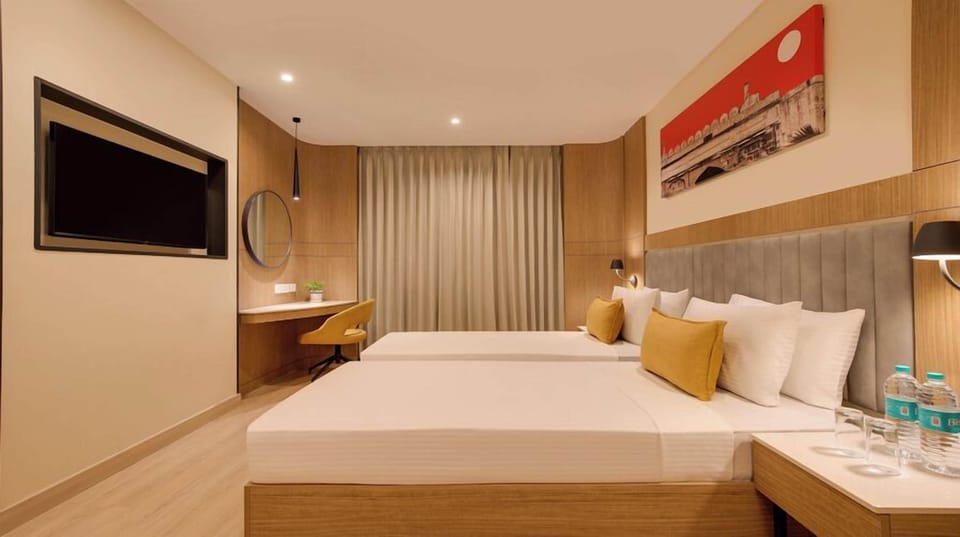 Executive Twin Room | Premium bedding, down comforters, minibar, in-room safe