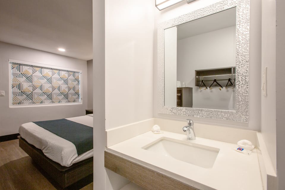 Shower, towels, soap, shampoo