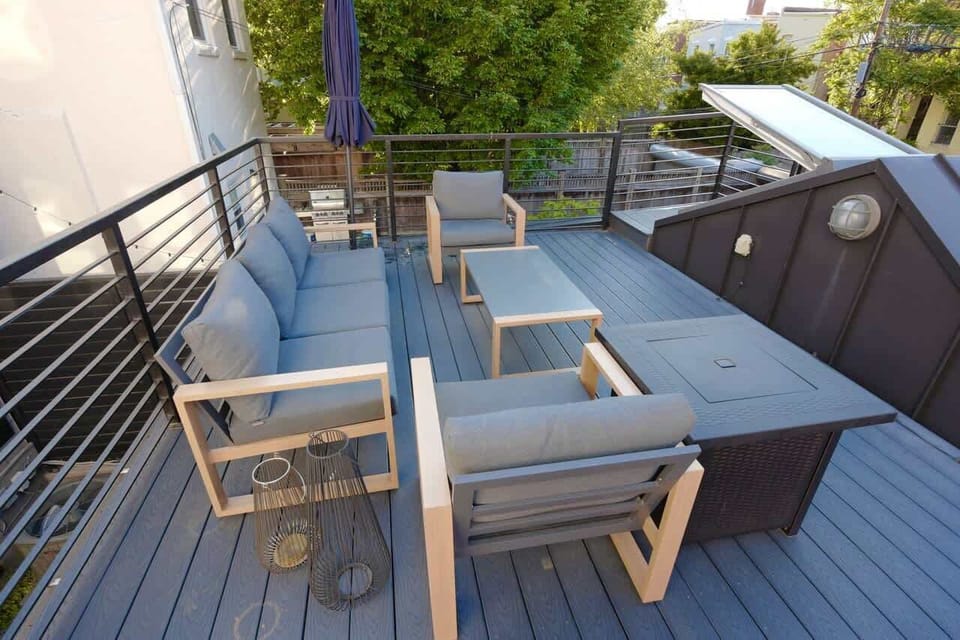 Beautiful hangout spot to enjoy the DC weather!