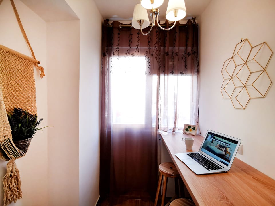 Deluxe Apartment | In-room dining