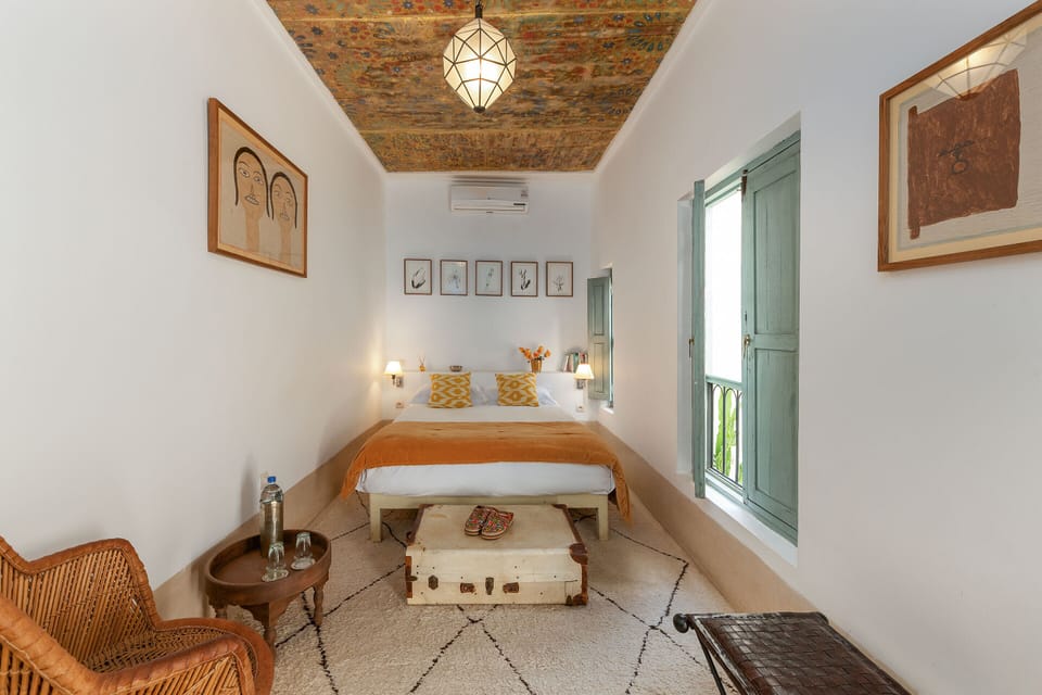 Classic Room (Safran) | Down comforters, in-room safe, blackout drapes, free WiFi