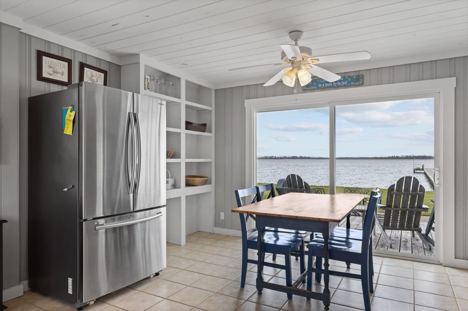 Breakfast Nook