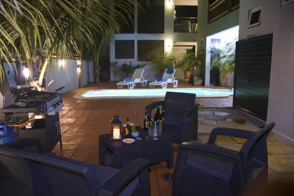Garden/BBQ/swimming pool