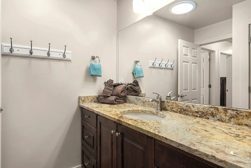2nd bathroom