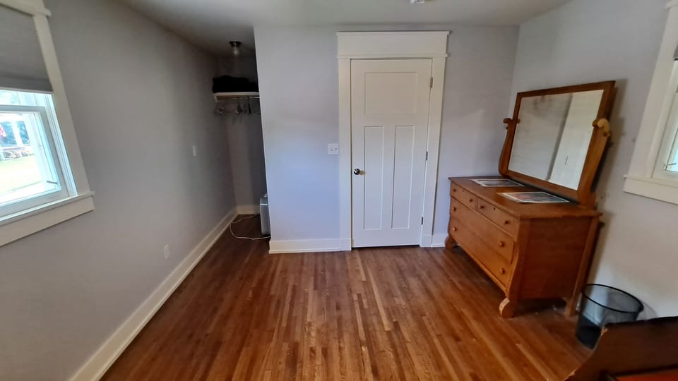 bedroom 3- closet area, dresser 