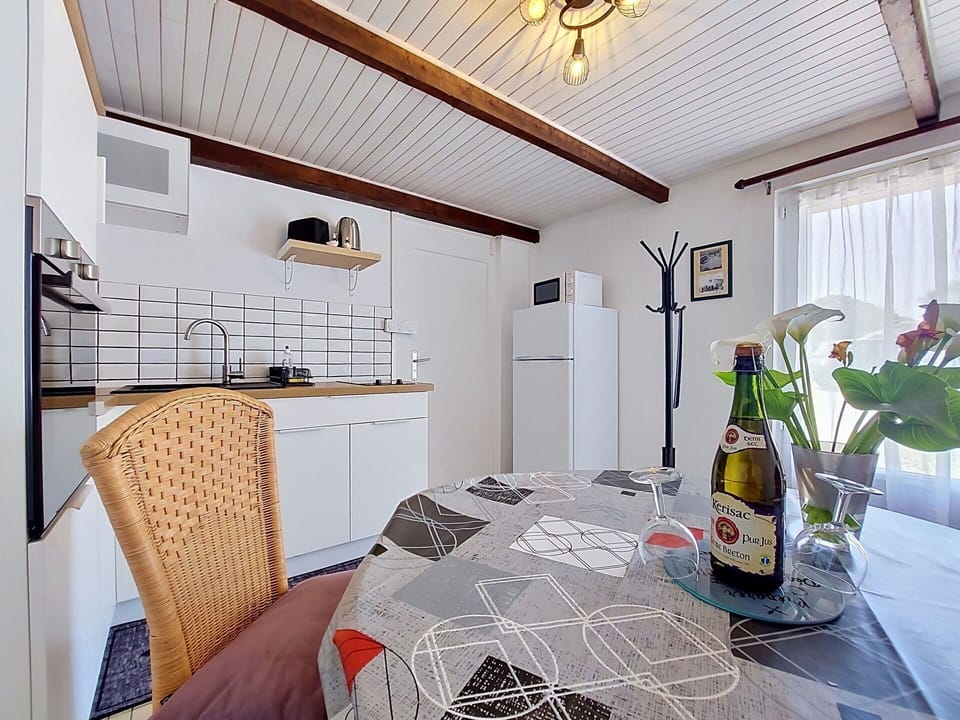 Wall, Interior Design, Furniture, Wood, Floor, Flooring, Ceiling, Room, Home, Door