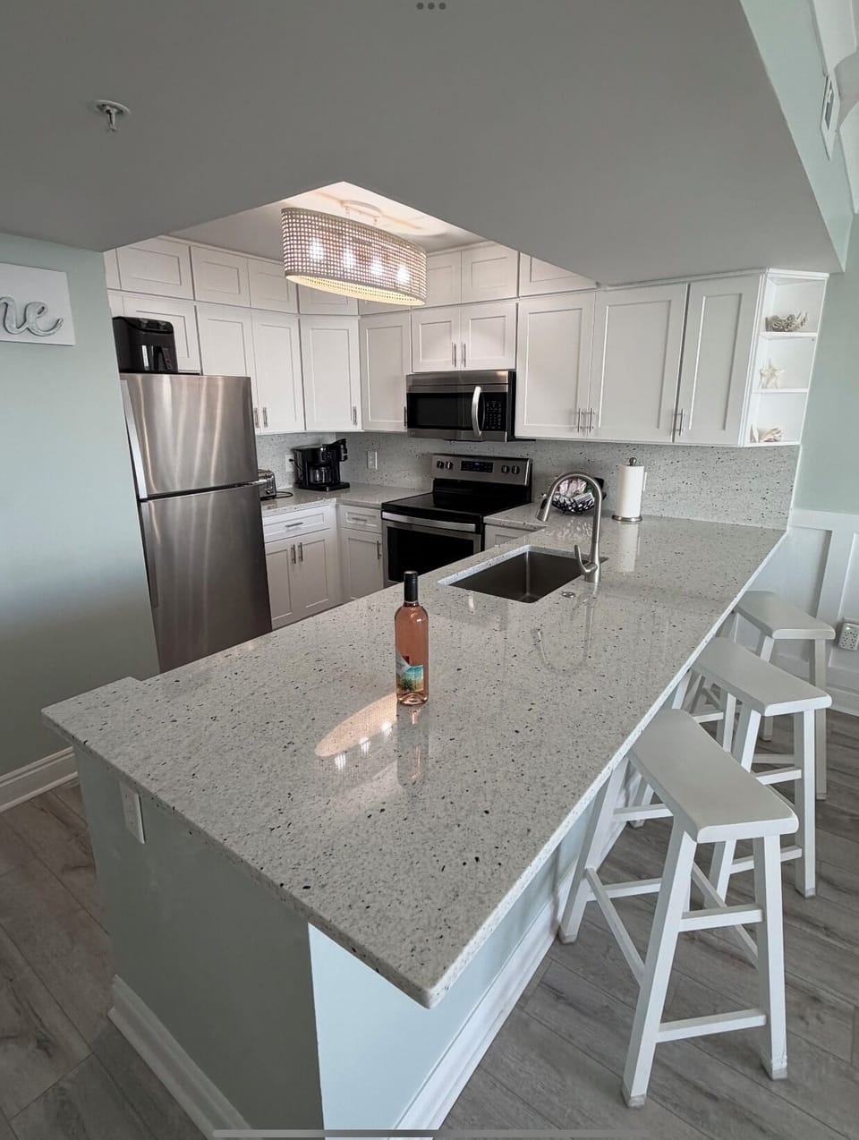 Newly cabinets and granite