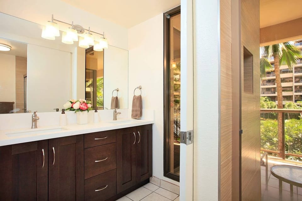 2nd bathroom w/ new custom cabinets, quartz counters, lights & custom shower