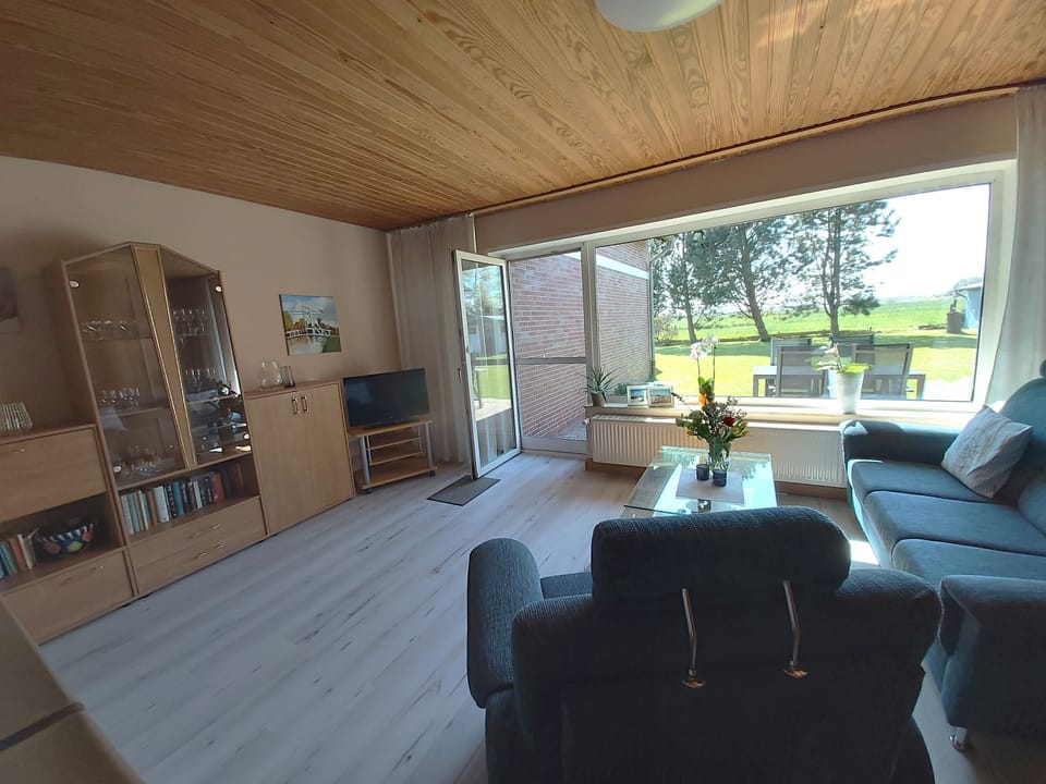 Holiday Friesenheim - guest house Schackmann Apartment in Esens