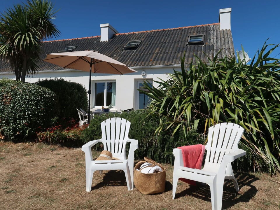 Sky, Plant, Building, Furniture, Property, Window, Chair, Outdoor Furniture, House, Cottage