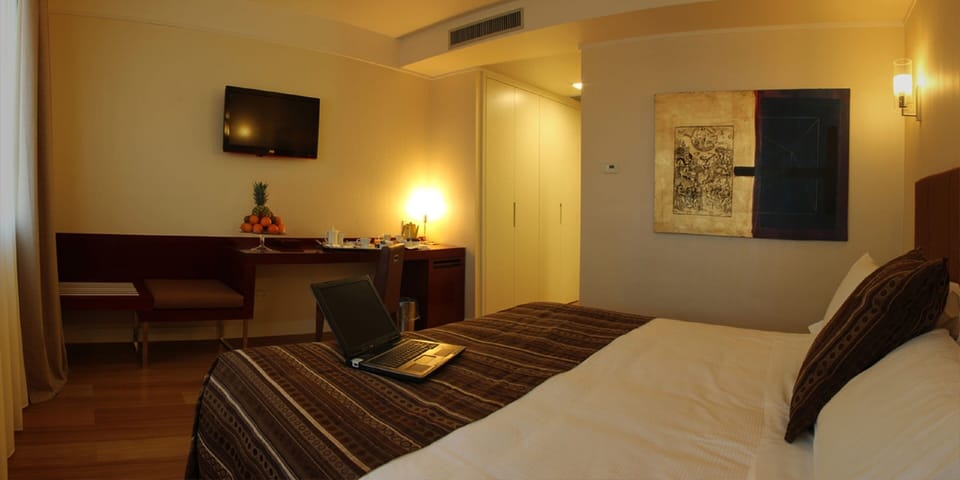 Minibar, in-room safe, soundproofing, free cribs/infant beds