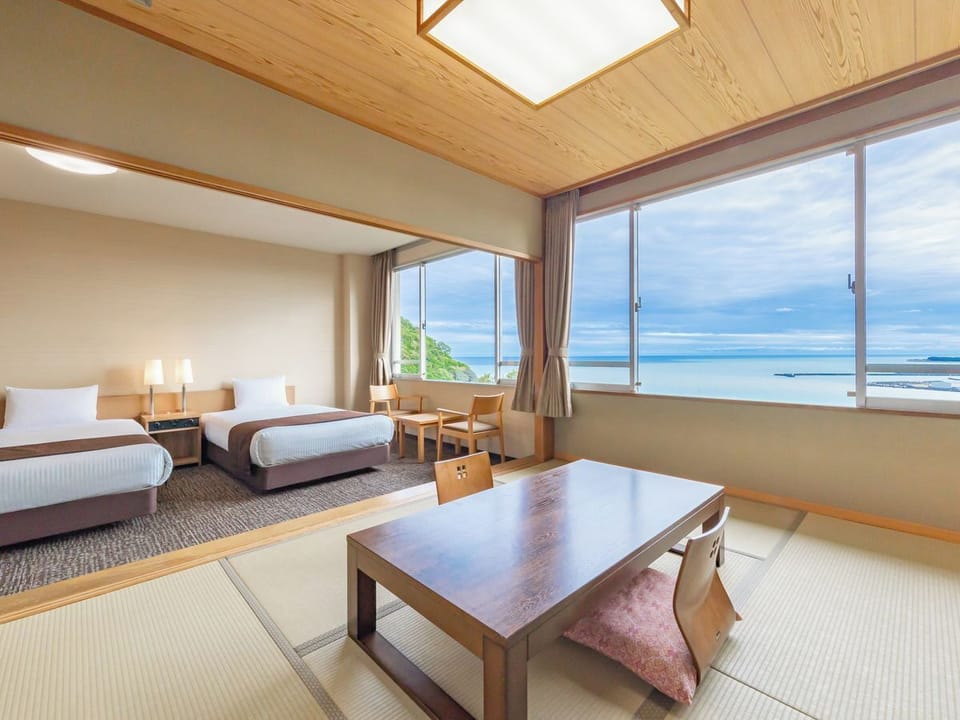 [Ocean View] Japanese-Western style Room (With private bathroom) (Non-smoking) | In-room safe, blackout drapes, free WiFi