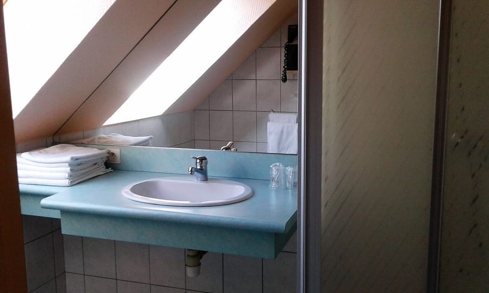 Free toiletries, hair dryer