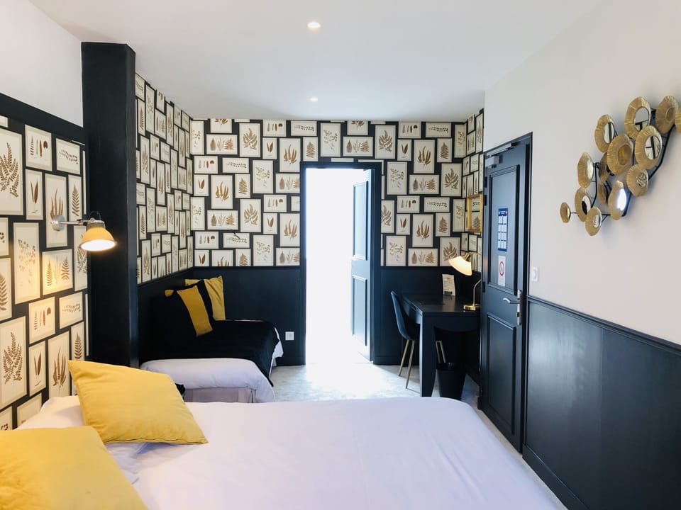 Standard Twin Room | Desk, soundproofing, rollaway beds, free WiFi