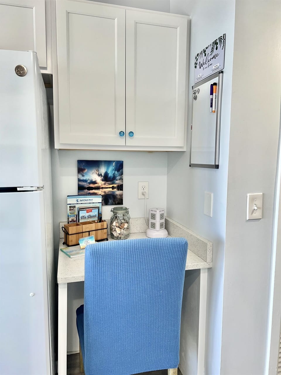 Desk area 