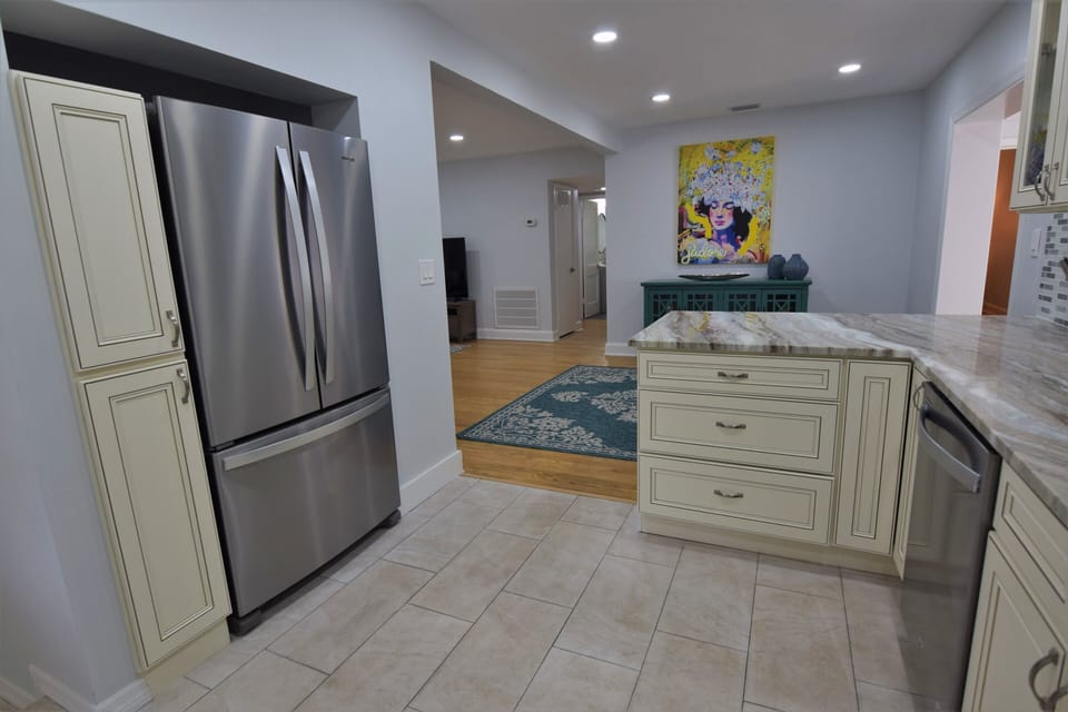 Kitchen Pic 2
