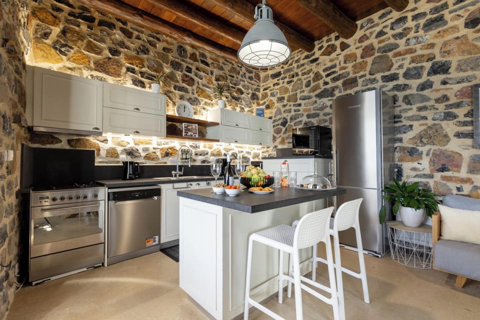 Fully equipped kitchen for easy meals