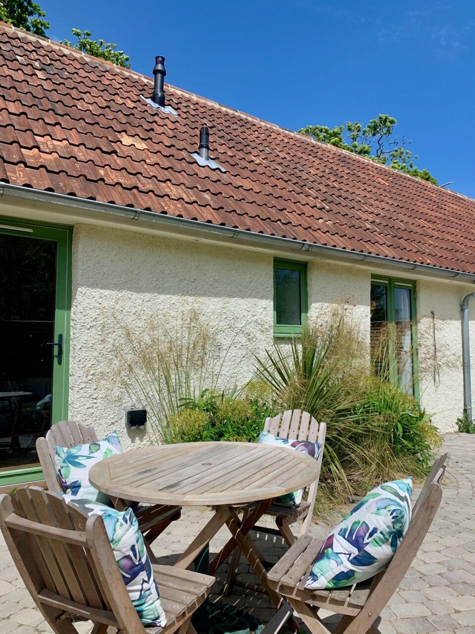 Garden is a sun trap. Private and enclosed.