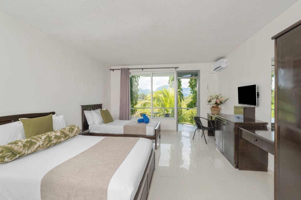 In-room safe, individually furnished, desk, soundproofing