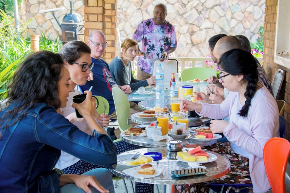 SamWeb Bed and Breakfast Motel in Kampala