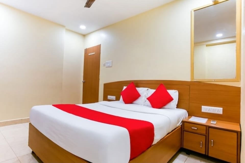 Super Deluxe Room | Individually decorated, individually furnished, desk, free WiFi