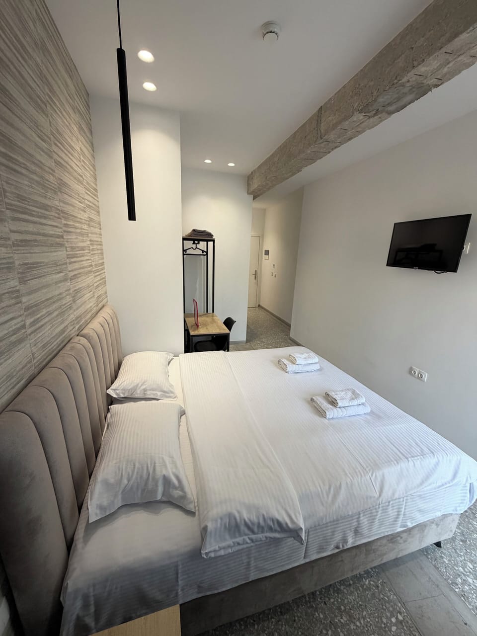 Standard Double Room | Premium bedding, in-room safe, desk, blackout drapes
