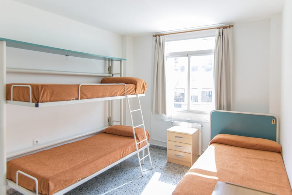 Basic Triple Room, Private Bathroom | Individually decorated, free WiFi, bed sheets