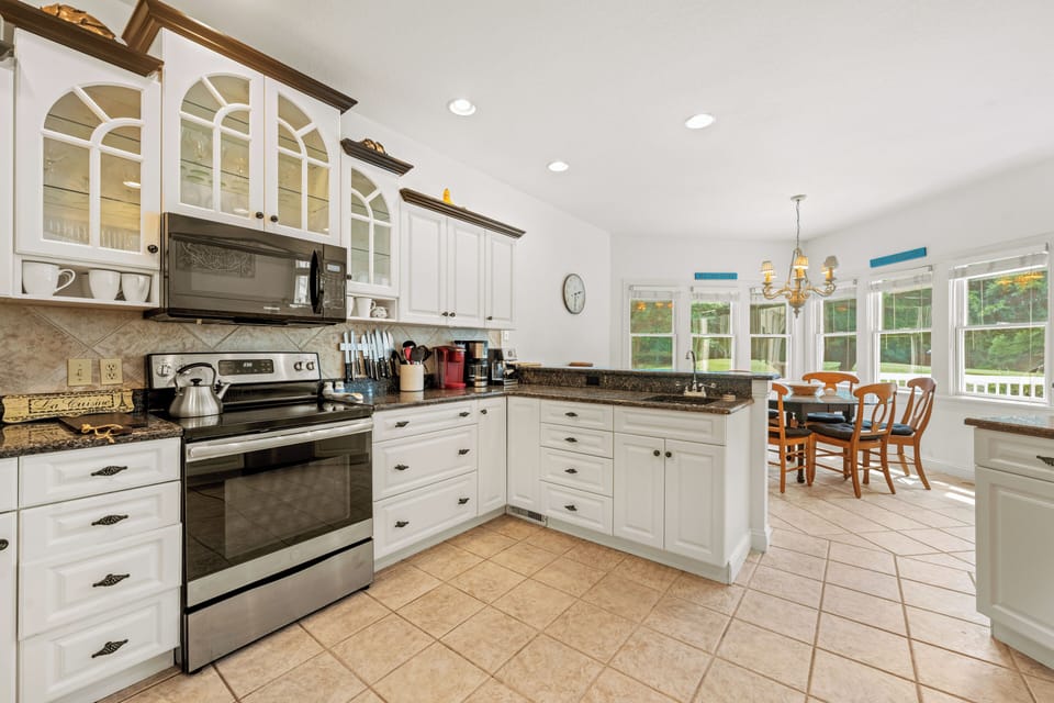Kitchen - Entry Level