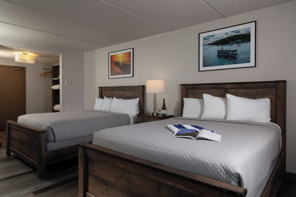 Premium bedding, pillowtop beds, in-room safe, desk