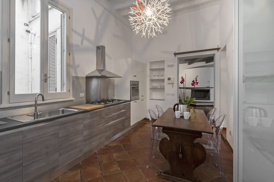Apartment, 4 Bedrooms | Private kitchen | Full-size fridge, microwave, oven, stovetop