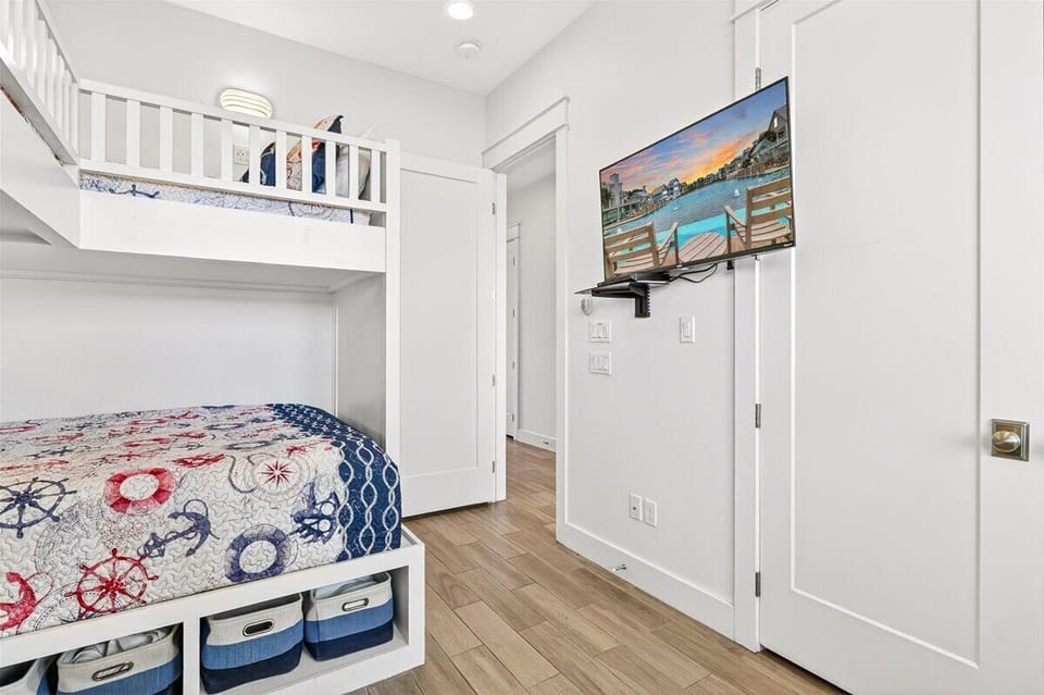 1st Floor, Second Bunk Bedroom