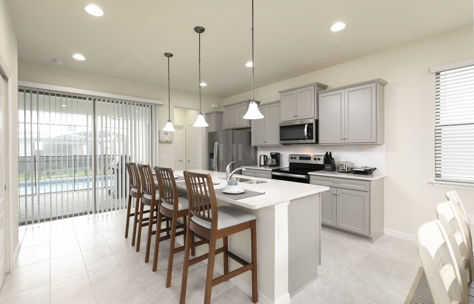 Cook up a storm in our modern and fully-equipped kitchen!