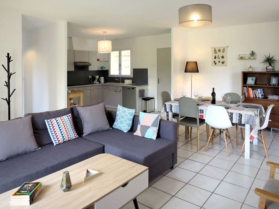 Living Room, Room, Furniture, Property, Interior Design, Building, Table, House, Floor, Coffee Table