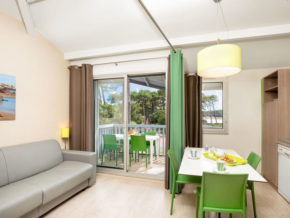 Room, Property, Interior Design, Building, Green, Furniture, Ceiling, House, Yellow, Living Room