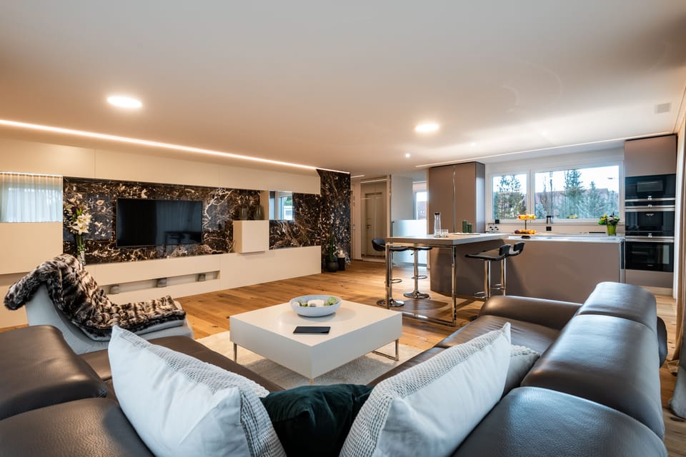 Suite (Penthouse) | Living area | Flat-screen TV