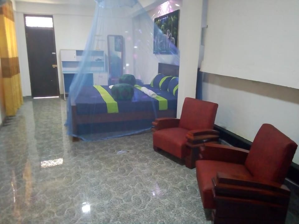 Deluxe Double Room | Desk, soundproofing, free WiFi, bed sheets