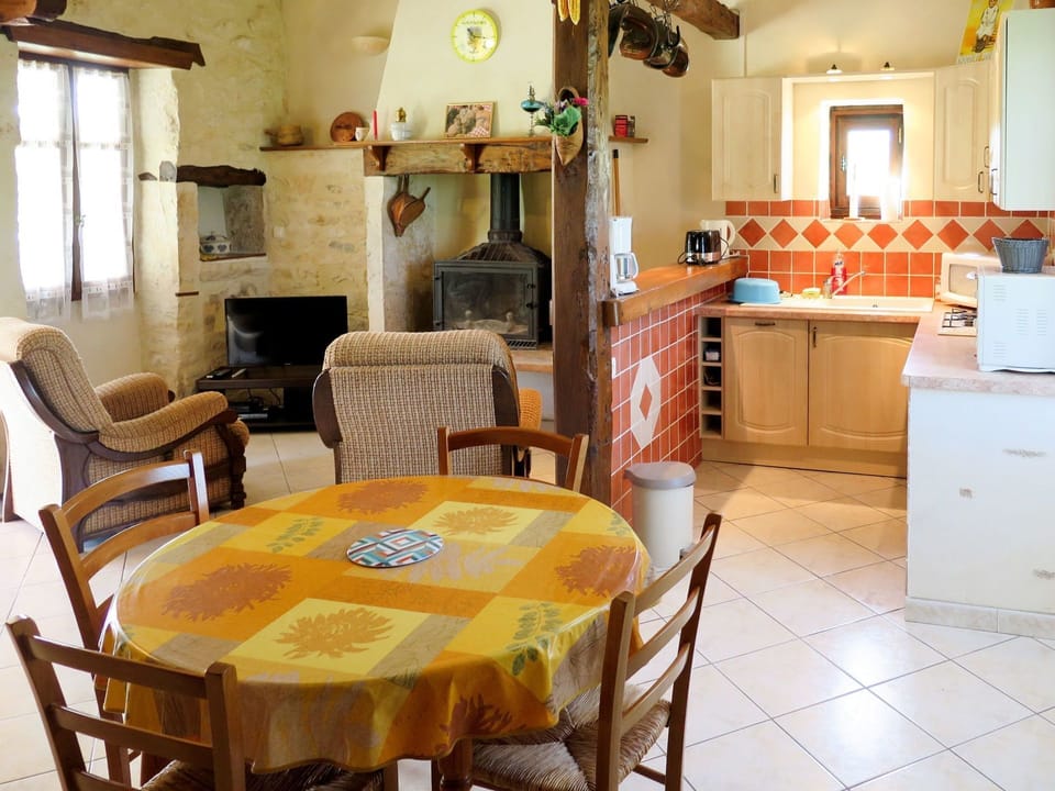Furniture, Table, Picture Frame, Cabinetry, Property, Chair, Window, Building, Wood, Lighting
