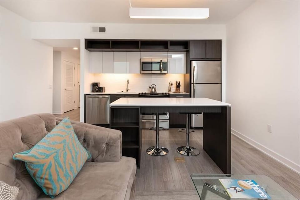 Herndon/Reston Reston 1 with Den/Study Living Room