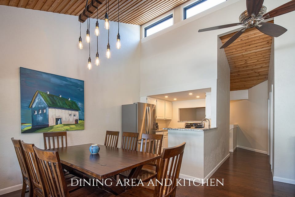 View of dining area toward kitchen