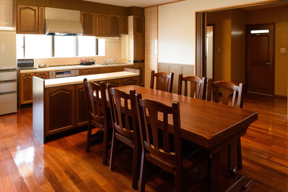 Villa | In-room dining