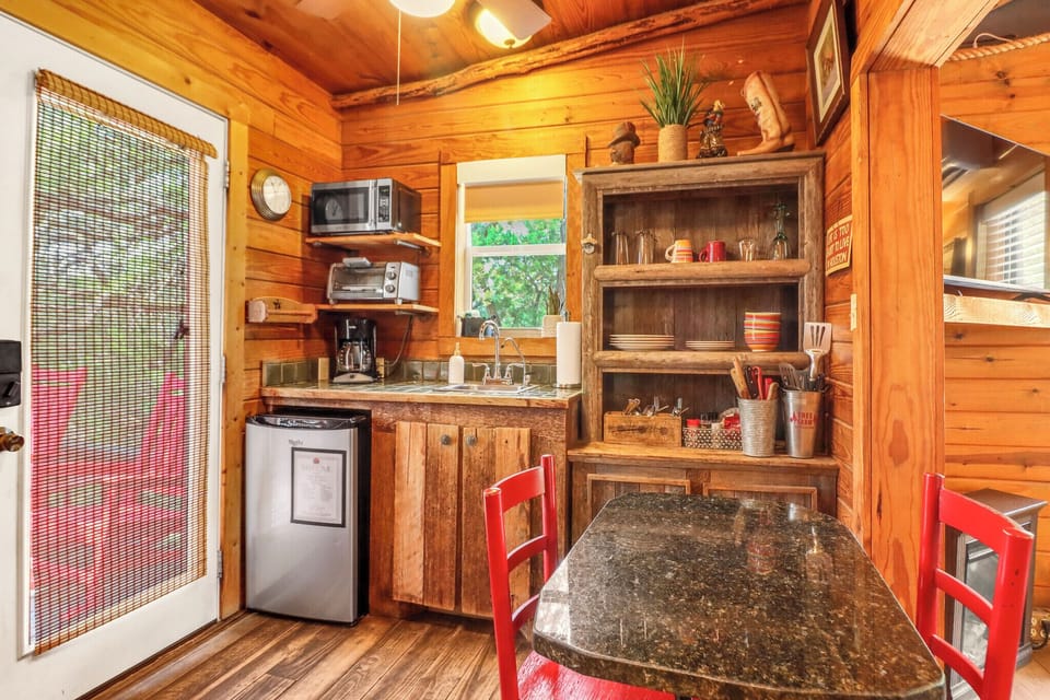 Full view of the kitchen